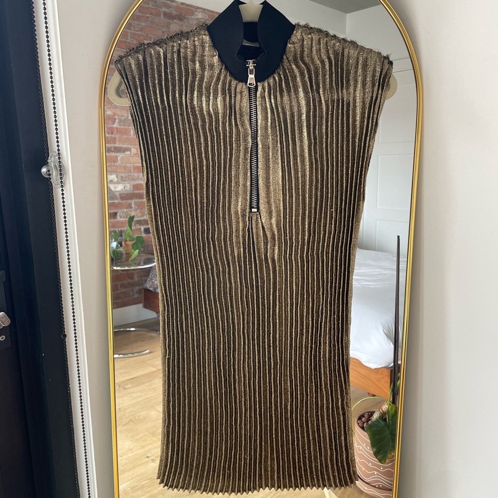 3.1 Phillip Lim Accordion Pleated Sleeveless Gold Top Fits US S-M or 0-4